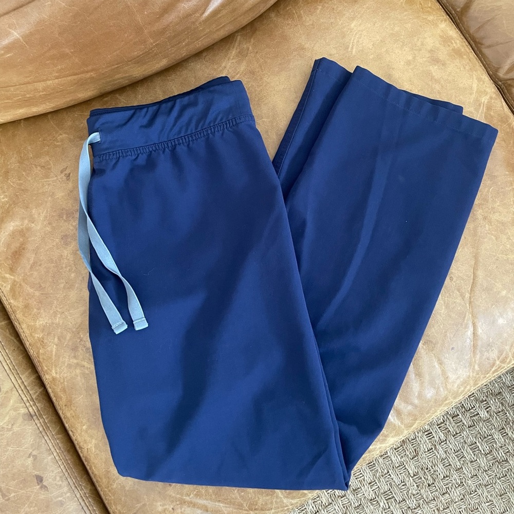 Figs Livingston basic scrub pants